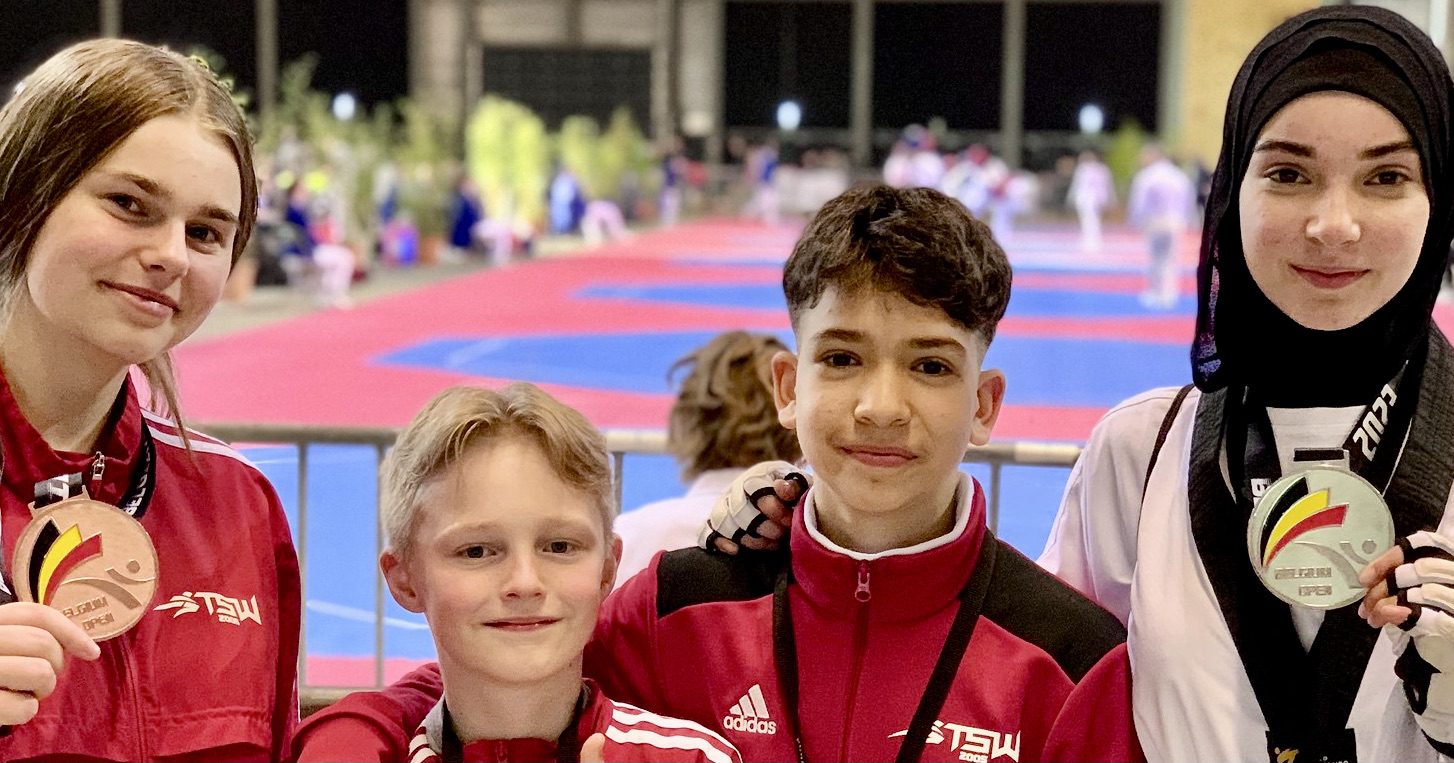 Die Stadtzeitung VideoClip „ZWEITE REIHE“ Taekwondo